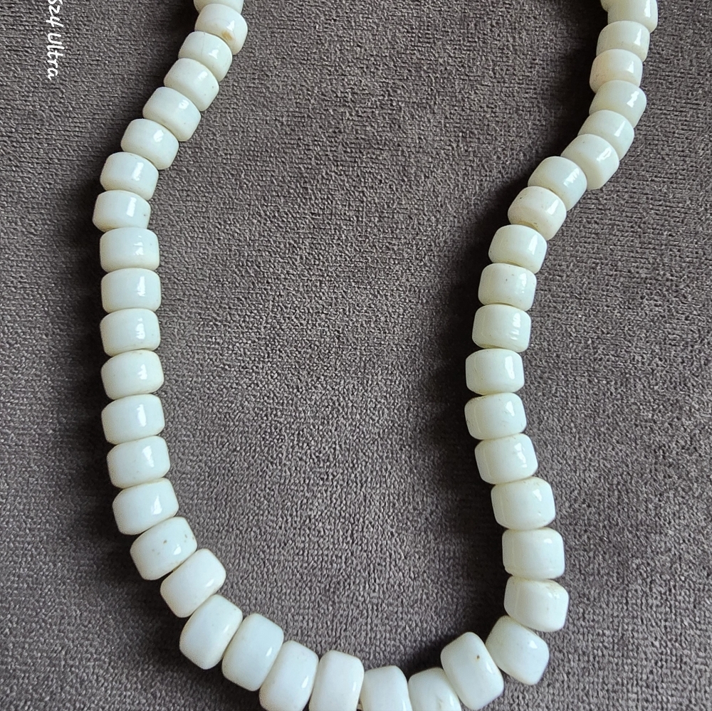 Elegant White Beaded Necklace